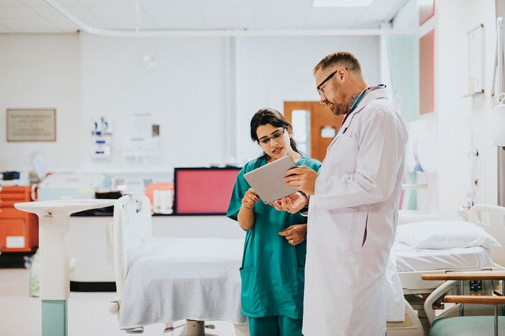 Layanan Panggil Dokter ke Rumah: Solusi Praktis untuk Perawatan Kesehatan Tanpa Antri