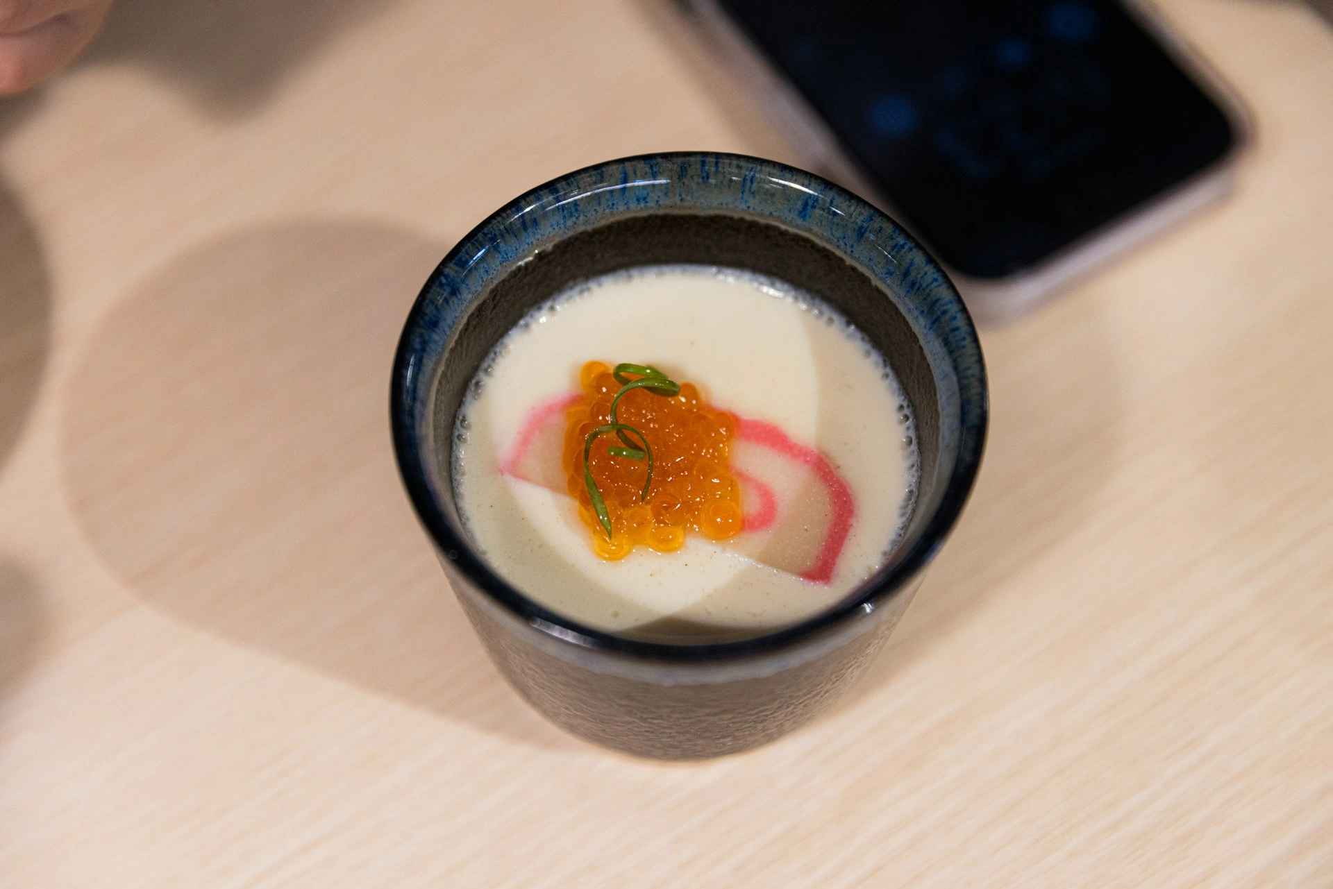 Cara Menyajikan Camilan agar Lansia Tertarik Makan