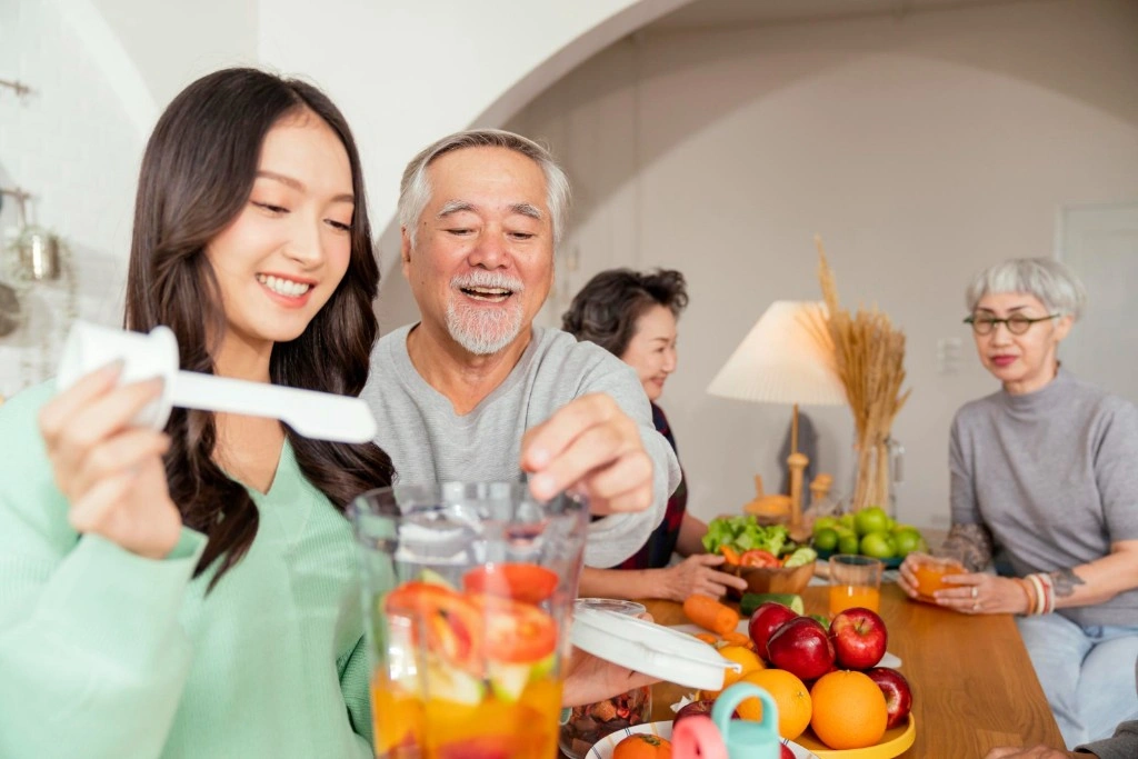 Contoh Aktivitas yang Sering Dilakukan Komunitas Lansia