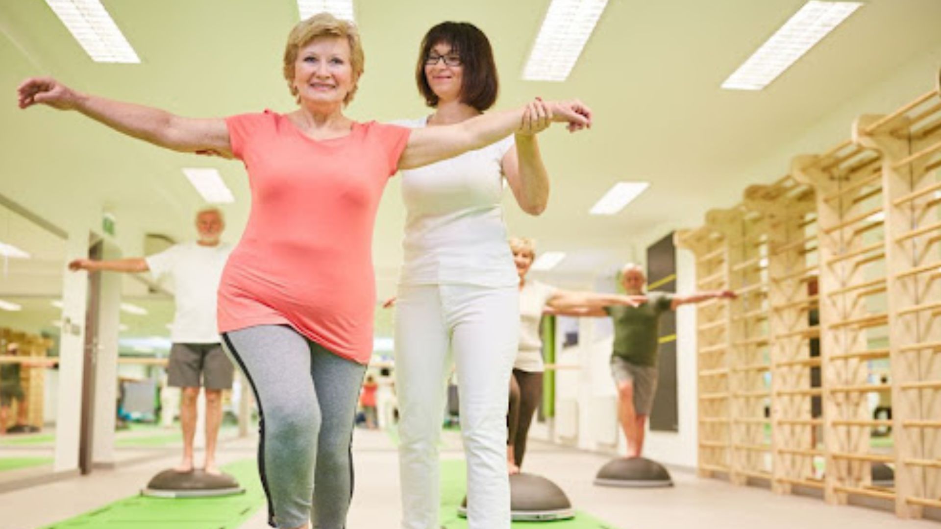 Cara Melatih Keseimbangan Tubuh Lansia agar Lebih Stabil