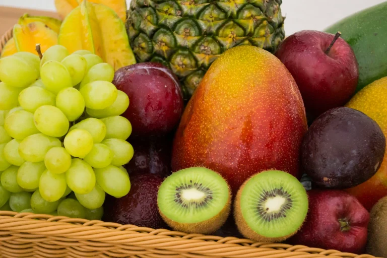 Rekomendasi Buah untuk Lansia yang Kaya Nutrisi dan Aman untuk Pencernaan