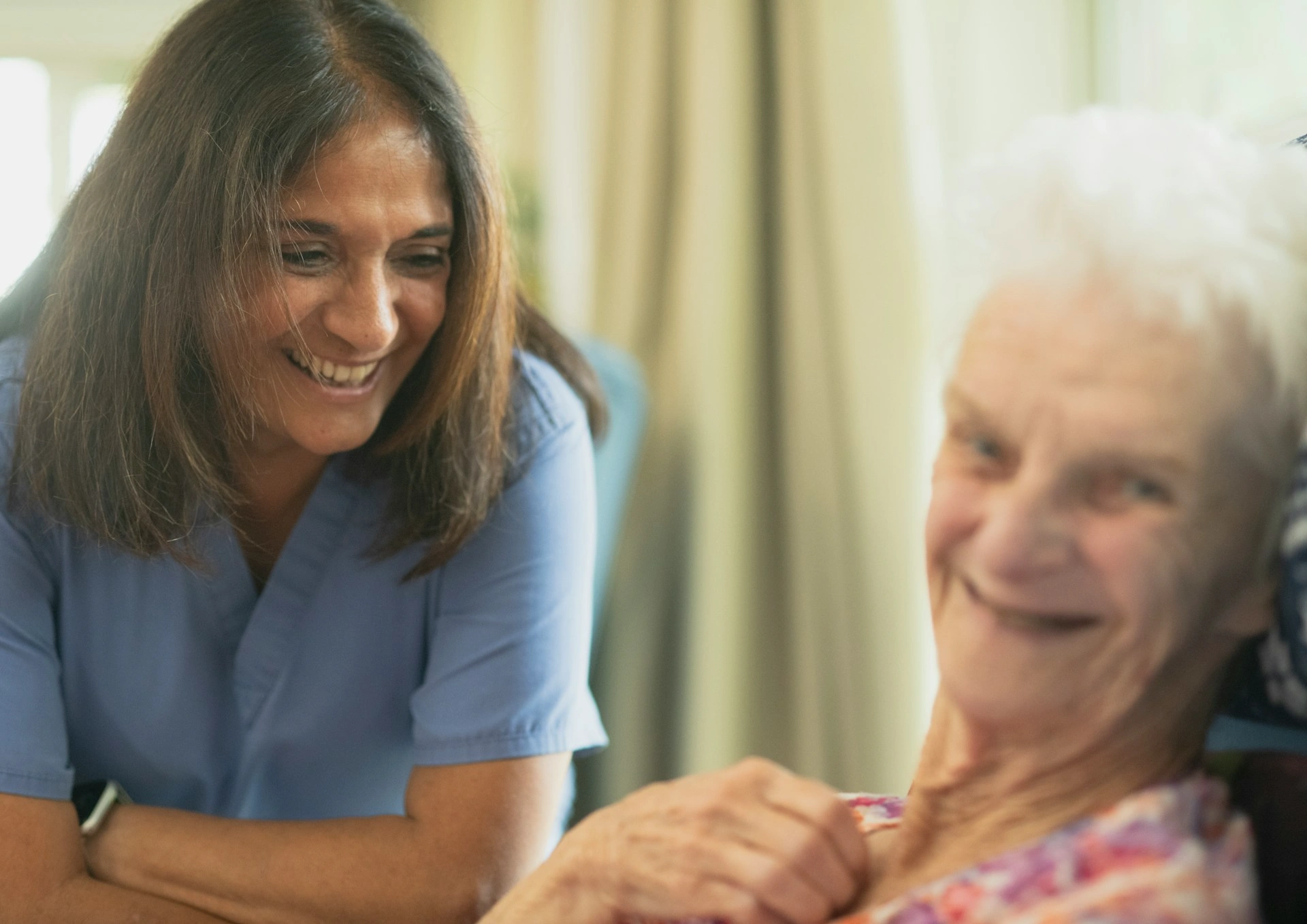 Caregiver Adalah? Ini Pengertian Lengkapnya