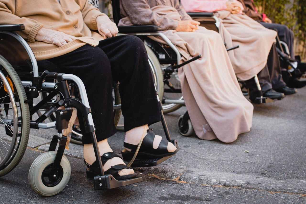 Apa Penyebab Osteoporosis Pada Lansia? Ini Penjelasan dan Cara Mengatasinya